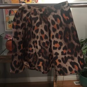 Beautiful high waisted leopard flair skirt